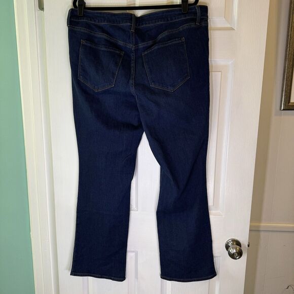 Old Navy Kicker Bootcut Jeans Mid Rise Dark Wash Denim Stretch Size 20 NWT - Picture 3 of 10